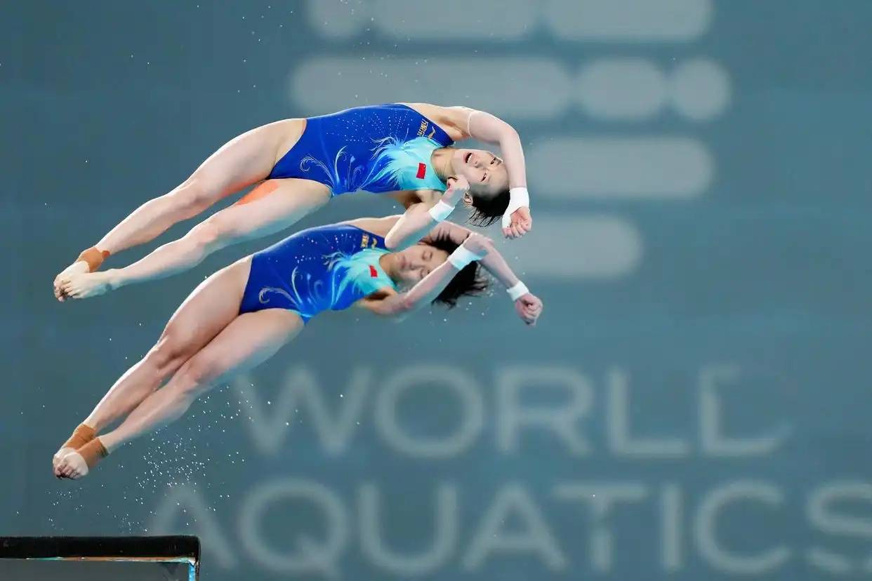 跳水比赛：韩国选手优异表现，斩获金牌