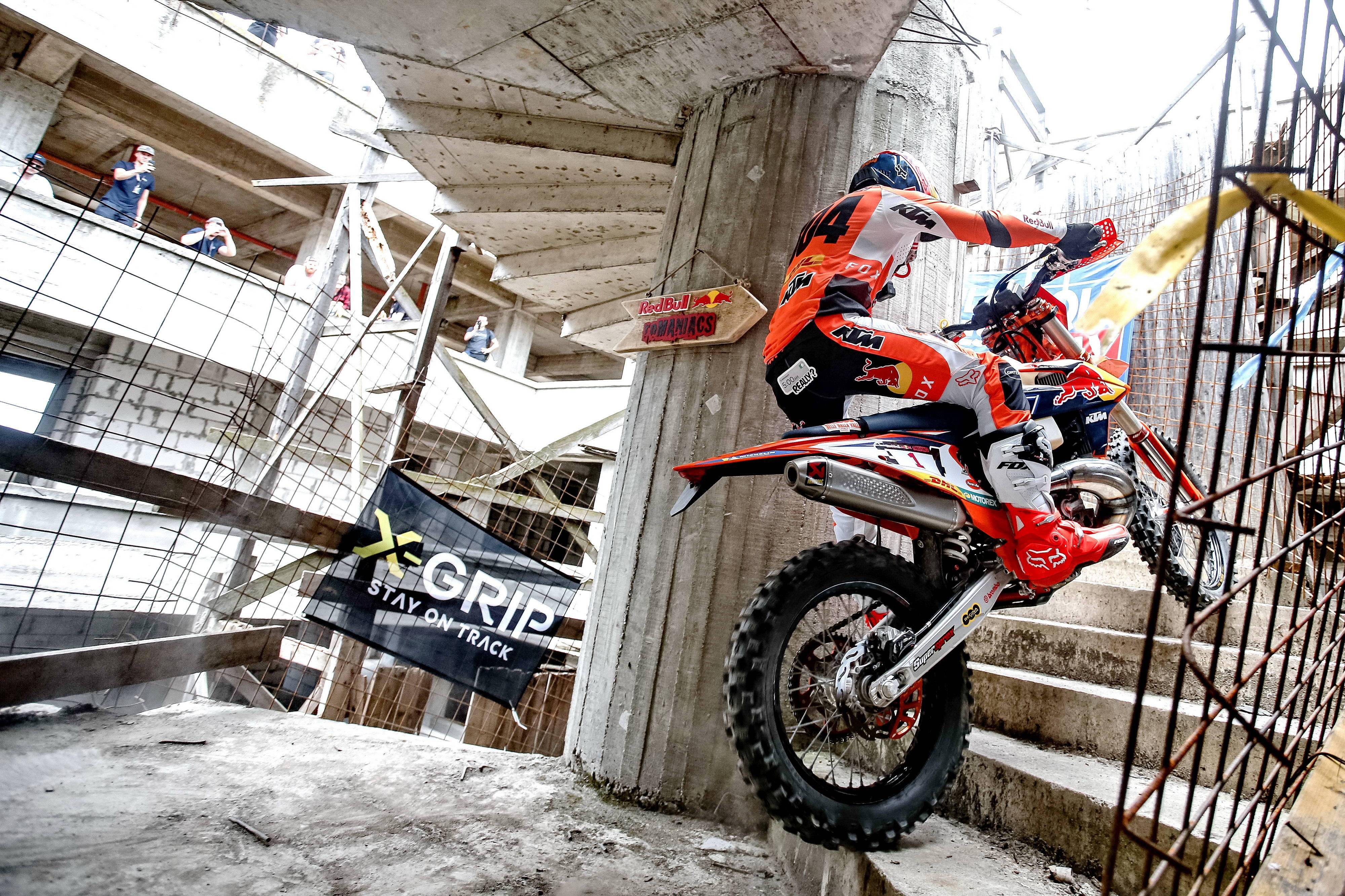 黑白直播网-红牛车队翻盘索伯车队，阿隆索关键制胜